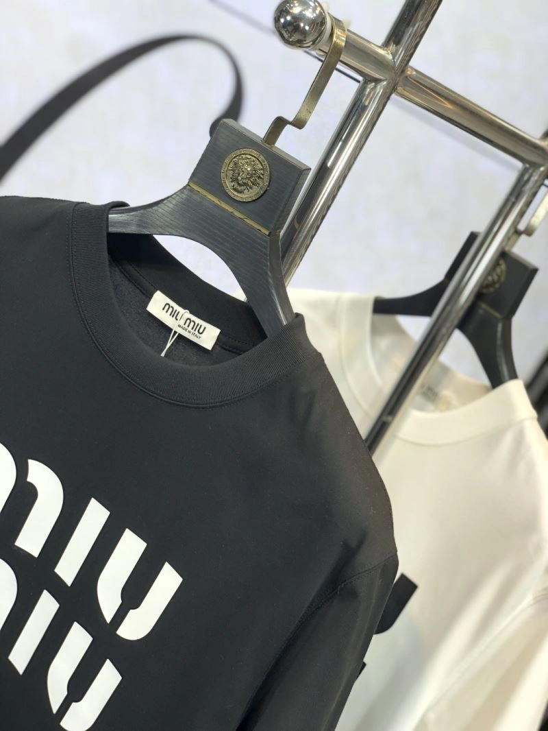 Miu Miu T-Shirts Flexible 160177