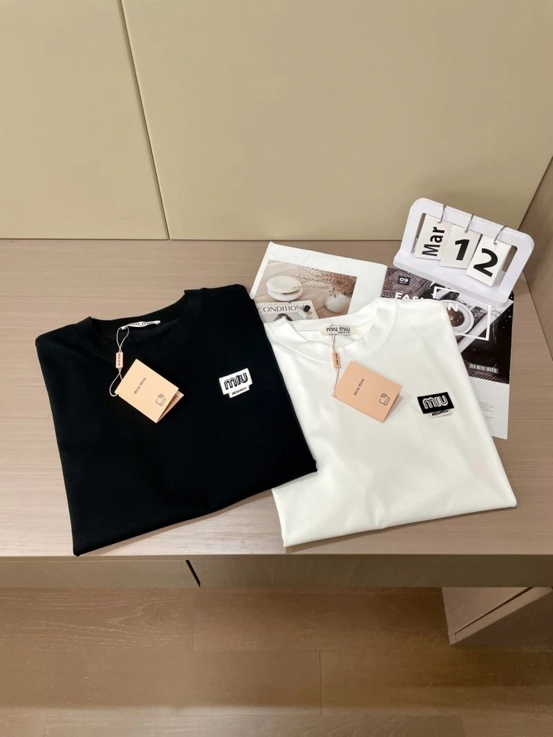 Miu Miu T-Shirts FastDry 160239