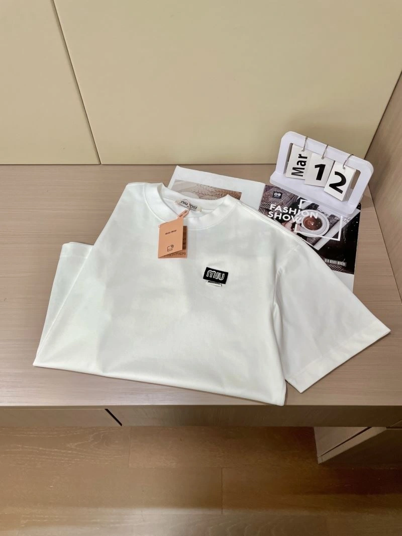 Miu Miu T-Shirts FastDry 160239