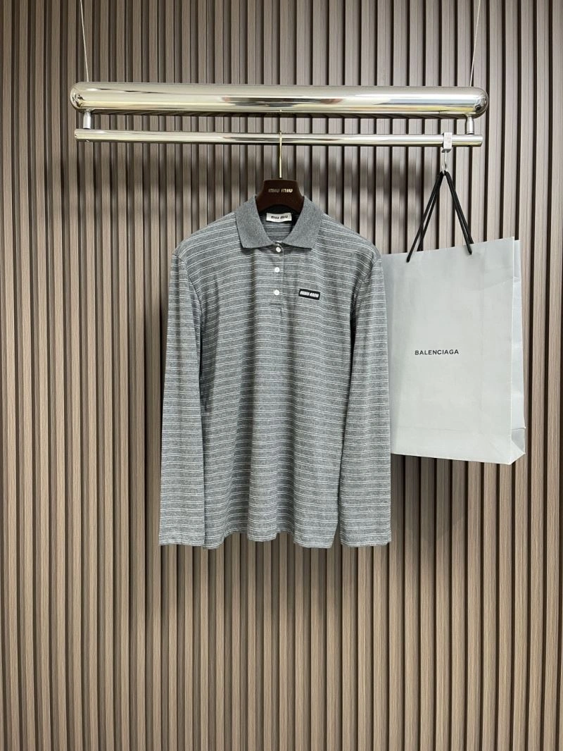 WeatherProof Miu Miu T-Shirts 160173