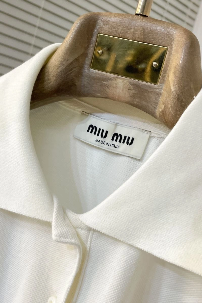 Miu Miu T-Shirts Trendsetting 160183