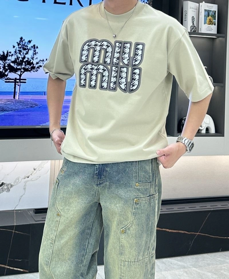 Versatile Miu Miu T-Shirts 160165