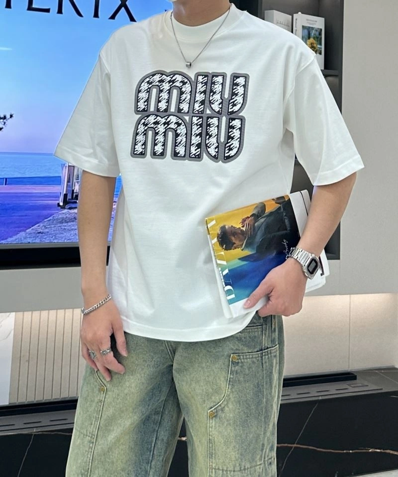 Unisex Miu Miu T-Shirts 160170
