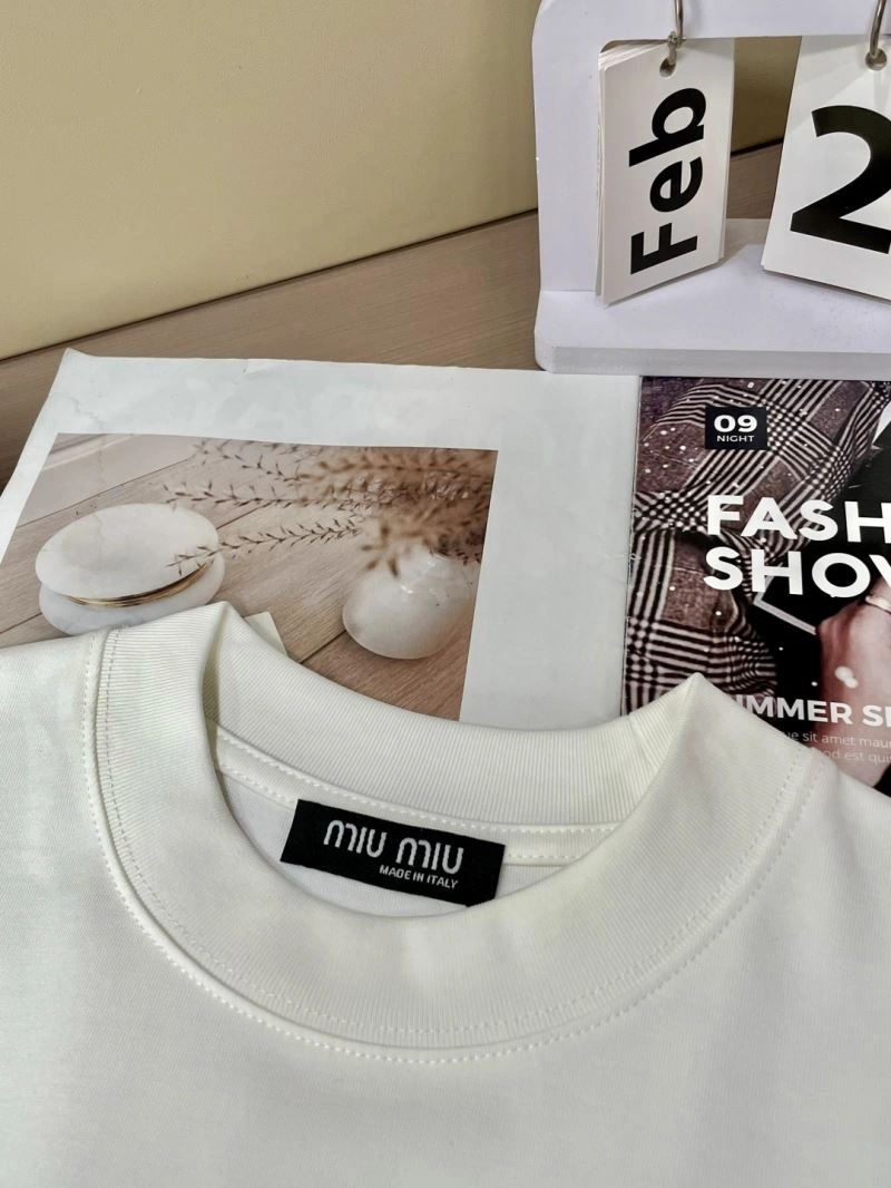 Unisex Miu Miu T-Shirts 160170