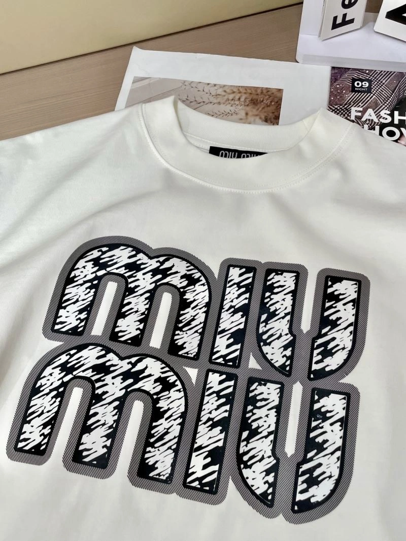 Unisex Miu Miu T-Shirts 160170
