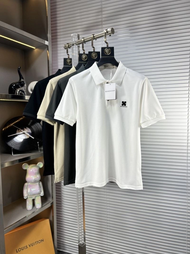 ModernLook Miu Miu T-Shirts 160164