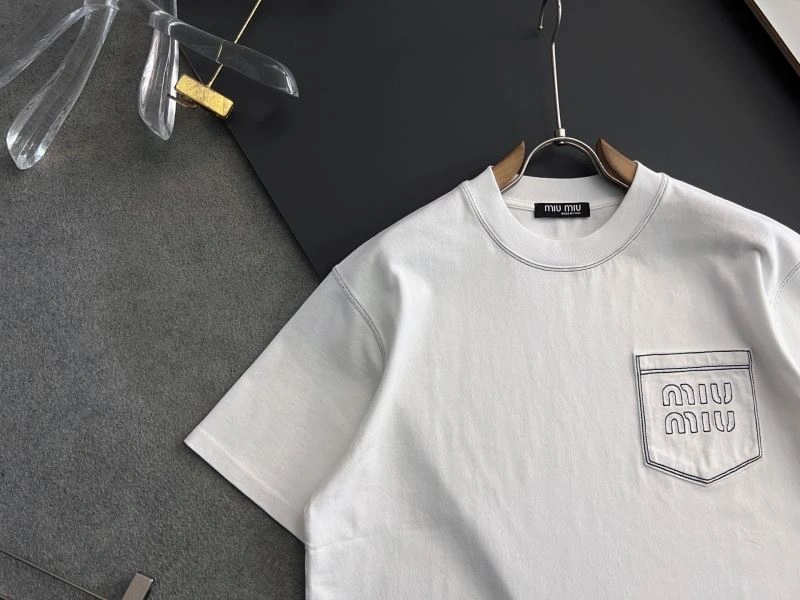 Miu Miu T-Shirts Unique 160152