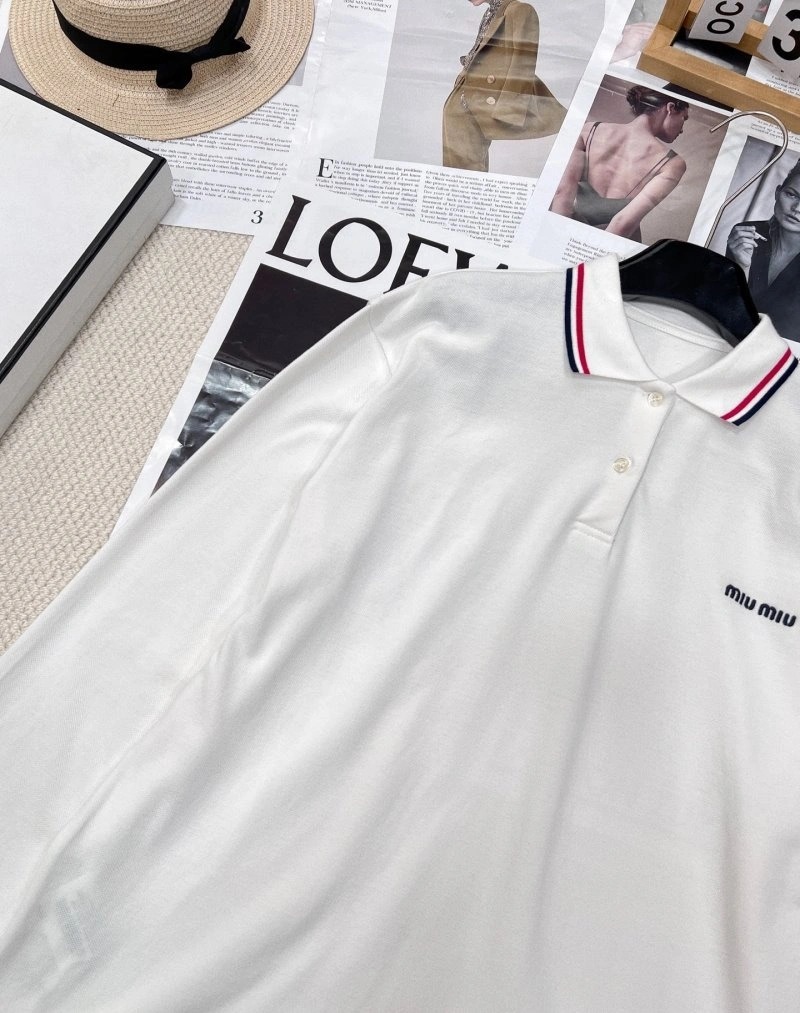 Modern Miu Miu T-Shirts 154410