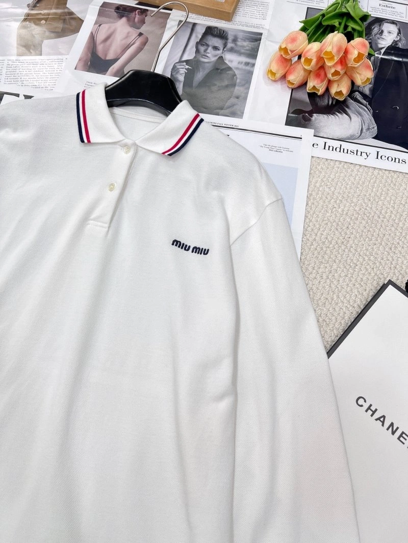 Modern Miu Miu T-Shirts 154410