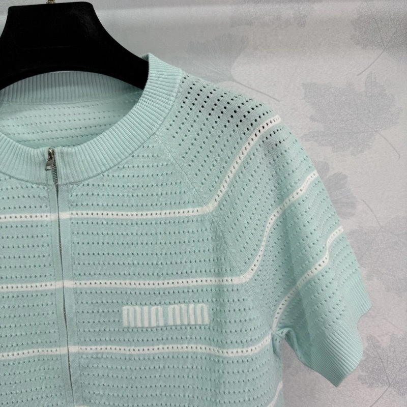 Breathable Miu Miu T-Shirts 154403
