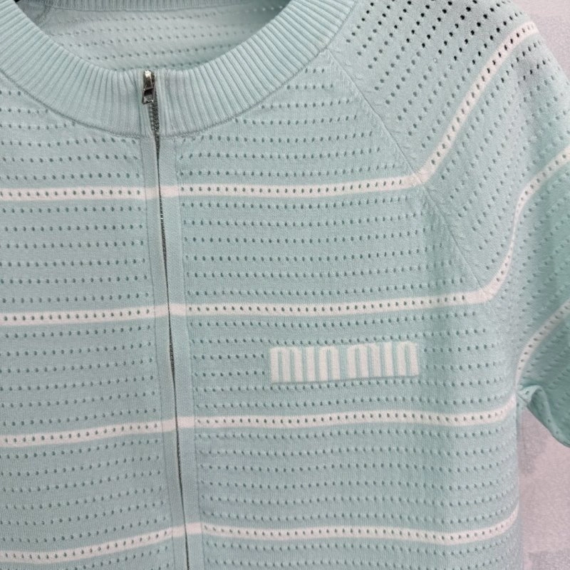 Breathable Miu Miu T-Shirts 154403