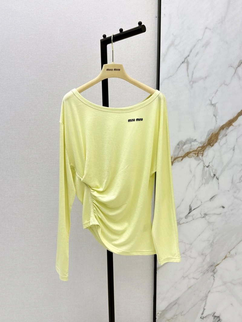 Effortless Miu Miu T-Shirts 154421