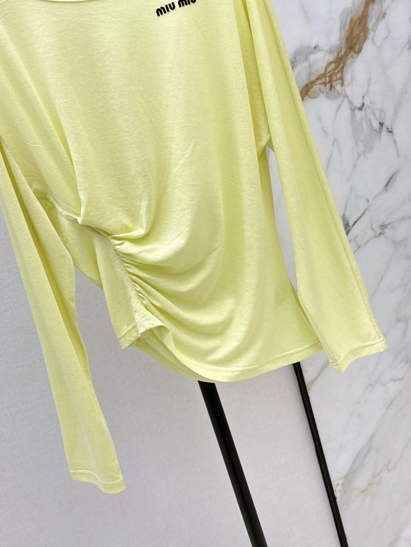 Effortless Miu Miu T-Shirts 154421