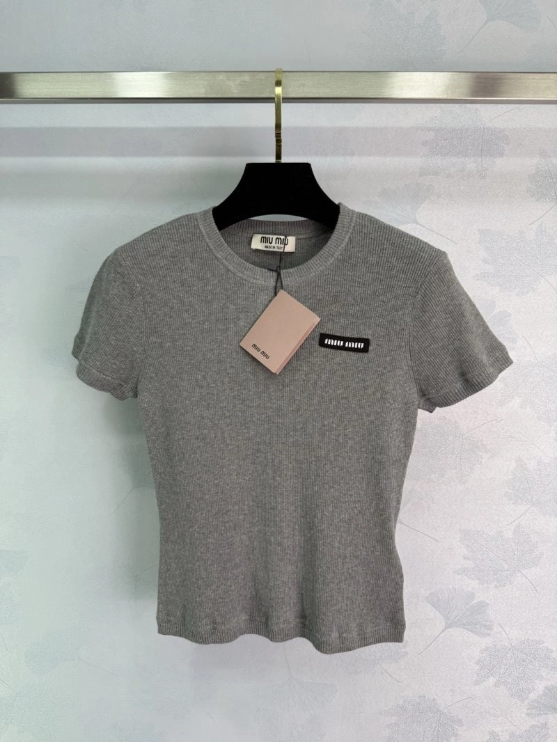 Miu Miu T-Shirts Youthful 154418