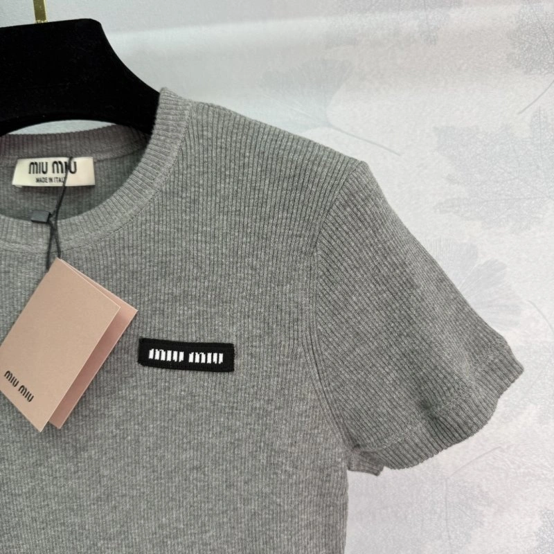 Miu Miu T-Shirts Youthful 154418