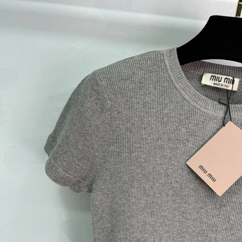 Miu Miu T-Shirts Youthful 154418