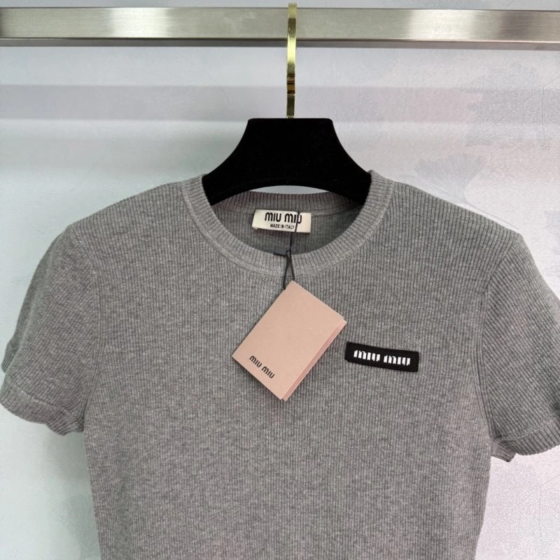 Miu Miu T-Shirts Youthful 154418