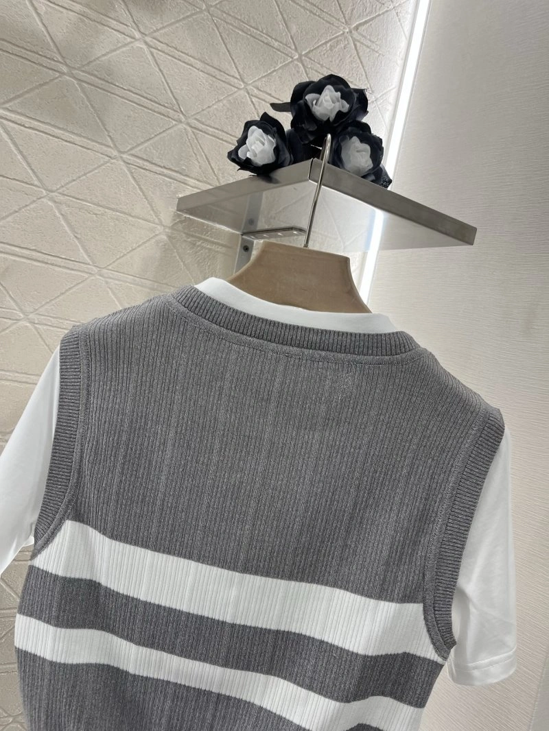 Miu Miu T-Shirts Snug 154387