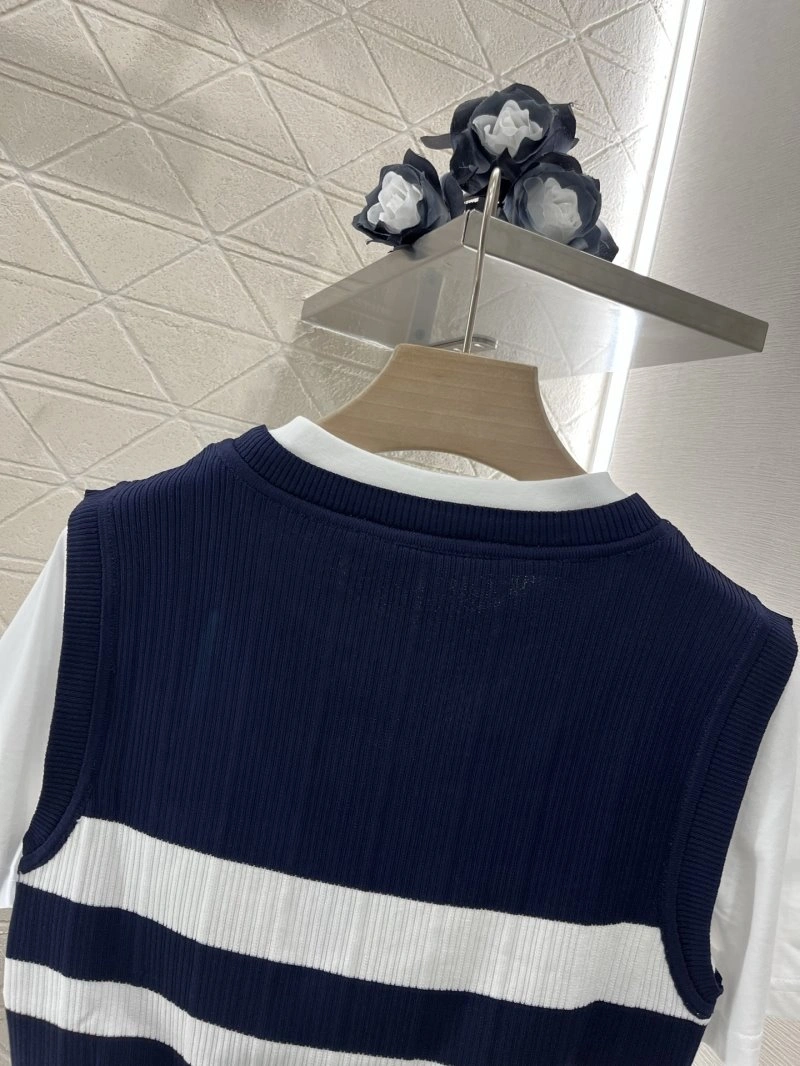 Miu Miu T-Shirts Efficient 154435