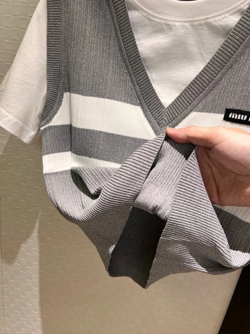Durable Miu Miu T-Shirts 154422