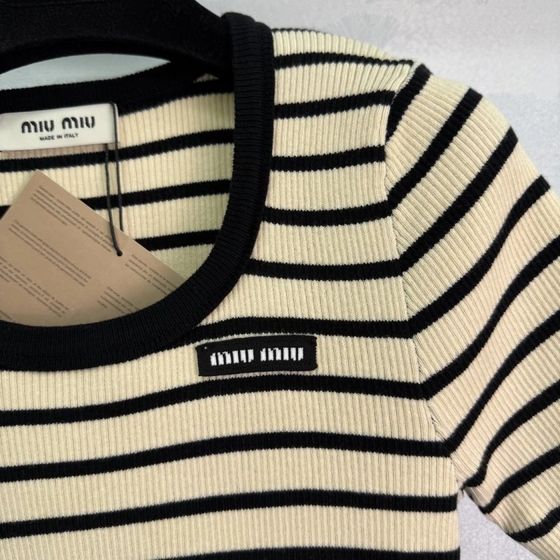 Miu Miu T-Shirts FastDry 154385