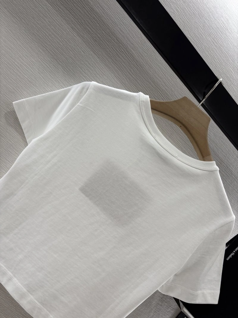 Miu Miu T-Shirts Trendsetting 154373