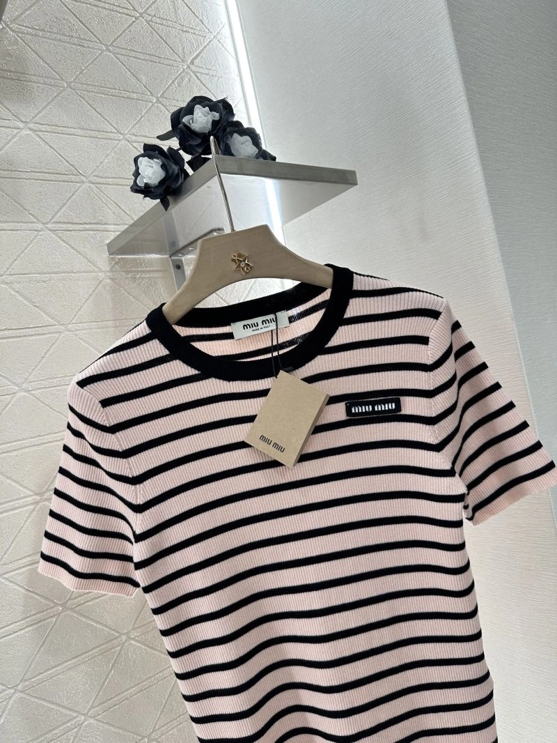 Miu Miu T-Shirts Modern 154369