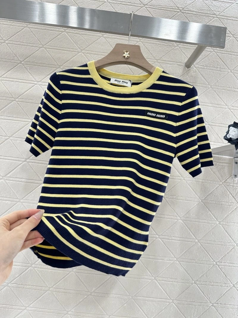 Classic Miu Miu T-Shirts 154367
