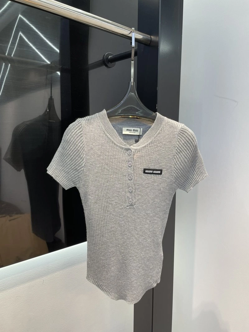 Miu Miu T-Shirts Resilient 154334