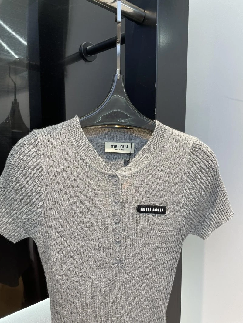 Miu Miu T-Shirts Resilient 154334