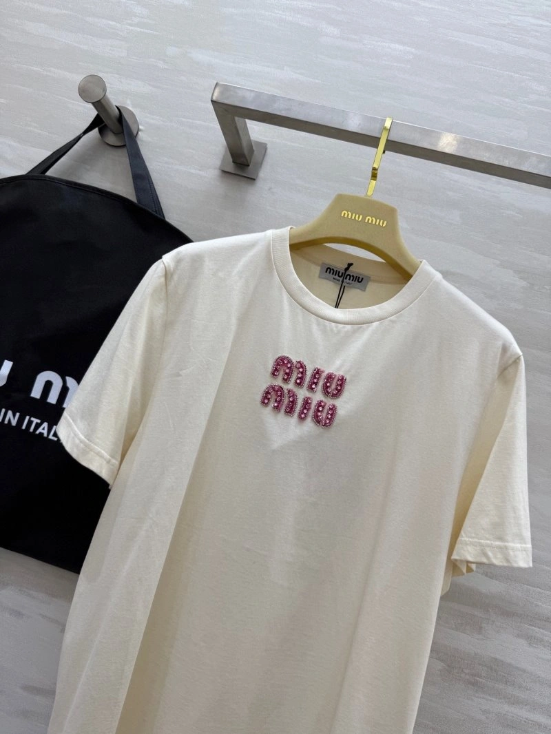 Miu Miu T-Shirts Comfortable 152999