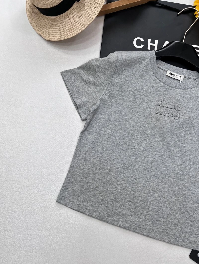 Miu Miu T-Shirts Cozy 152996