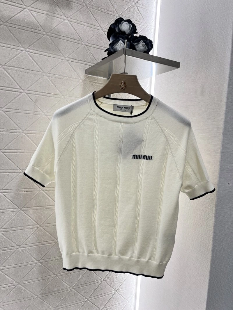 Miu Miu T-Shirts Sporty 152984