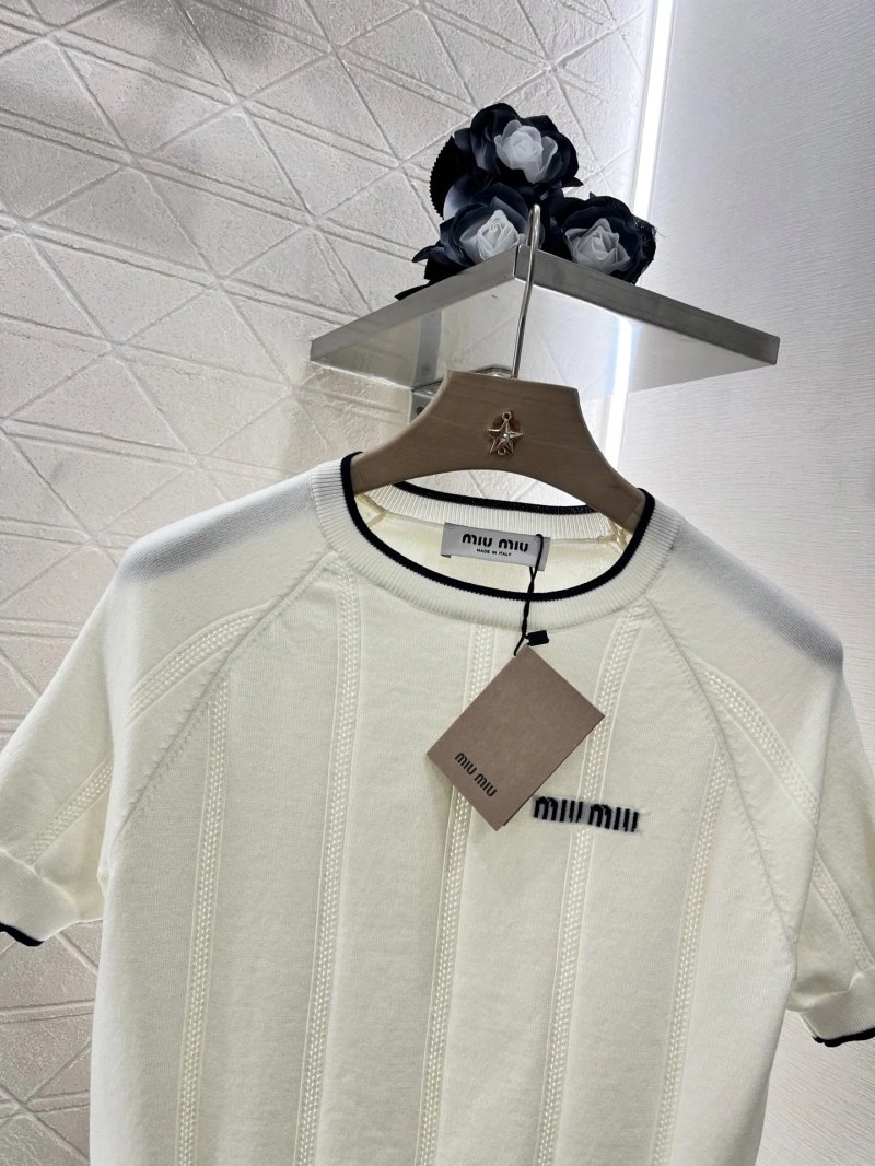 Miu Miu T-Shirts Sporty 152984