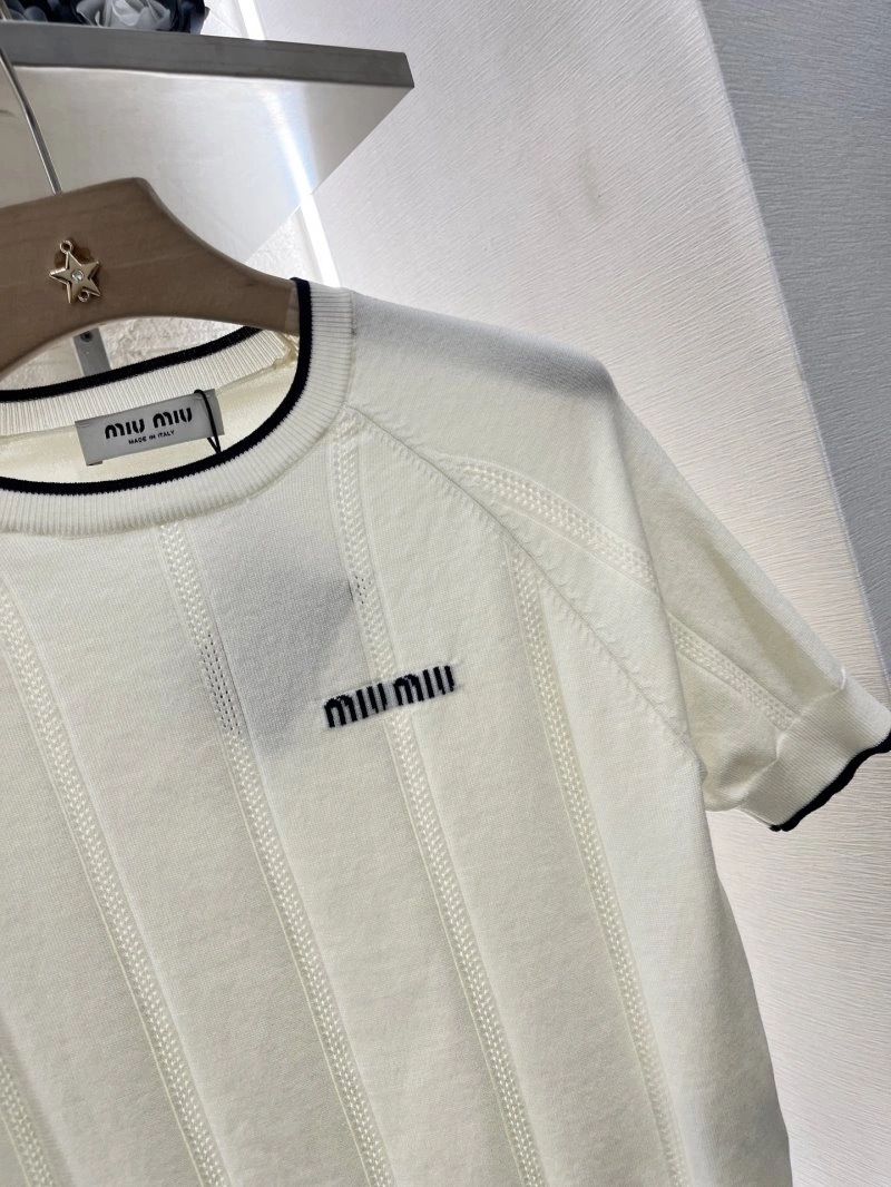 Miu Miu T-Shirts Sporty 152984