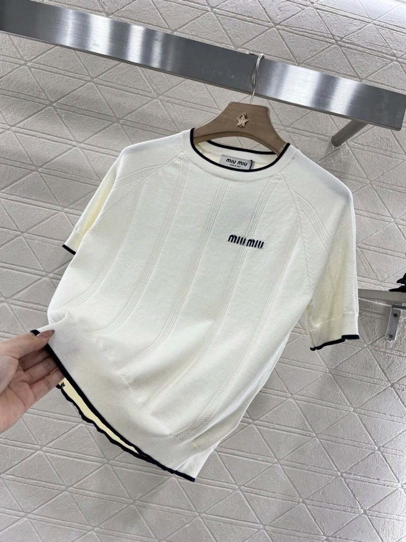 Miu Miu T-Shirts Sporty 152984