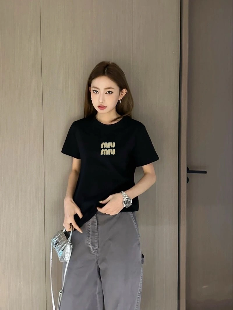 Miu Miu T-Shirts Seasonal 152982