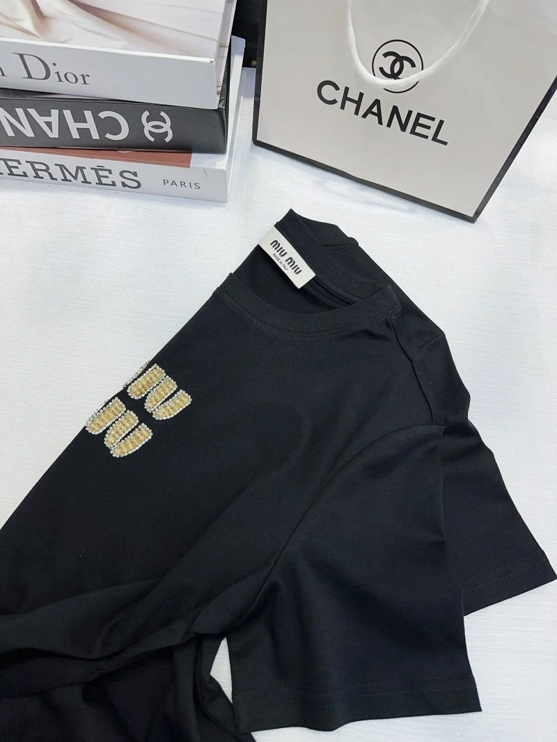 Miu Miu T-Shirts Seasonal 152982