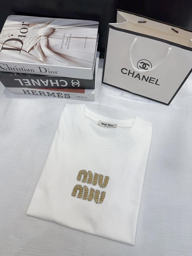Miu Miu T-Shirts AllSeason 152981