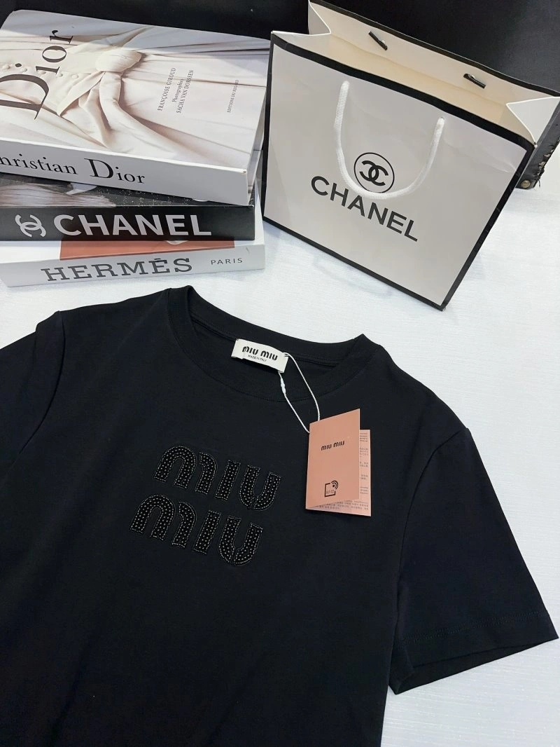 Miu Miu T-Shirts Durable 152978