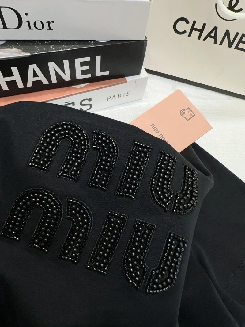 Miu Miu T-Shirts Durable 152978