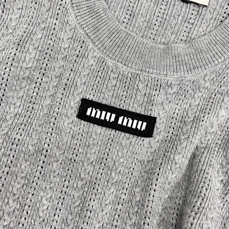 Miu Miu T-Shirts Minimalist 152976