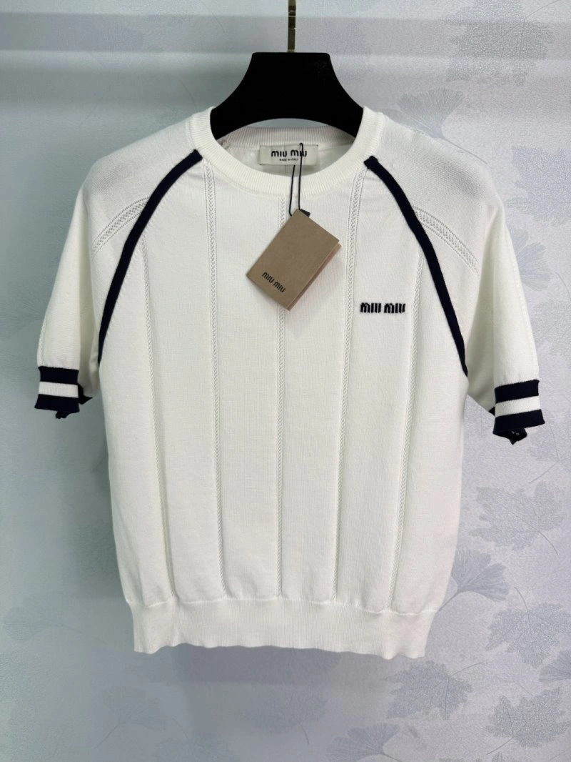 Miu Miu T-Shirts Contemporary 152975