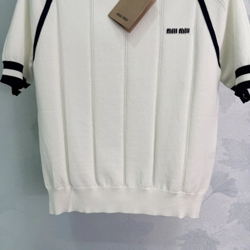 Miu Miu T-Shirts Contemporary 152975