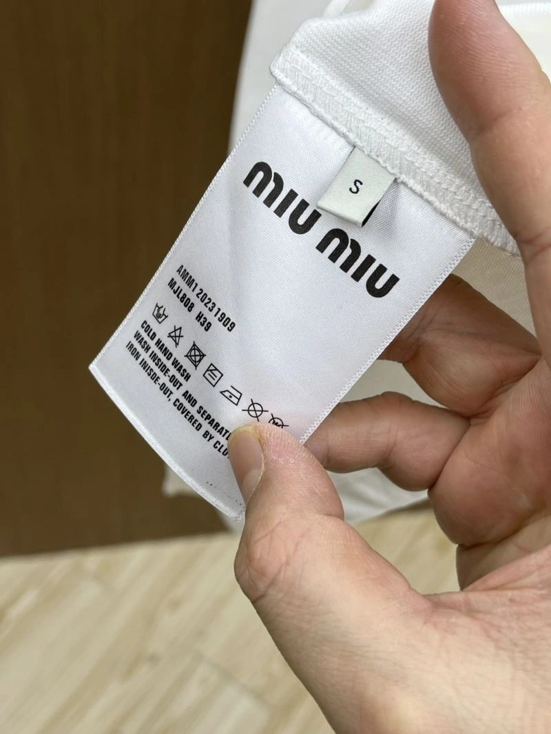 Miu Miu T-Shirts Bold 159074