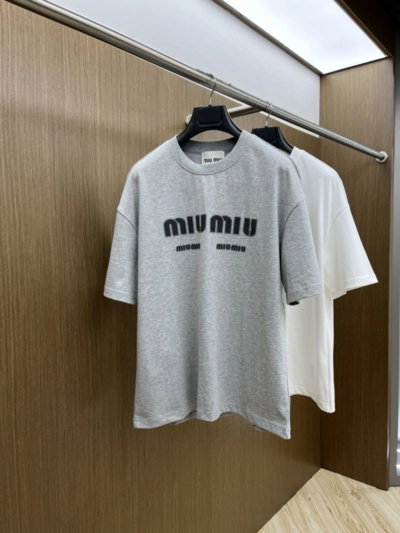 Miu Miu T-Shirts Snug 159069