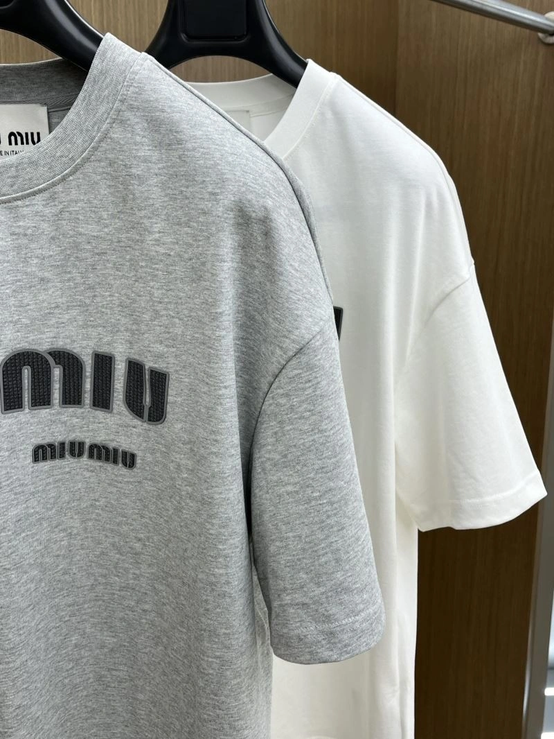 Miu Miu T-Shirts Snug 159069