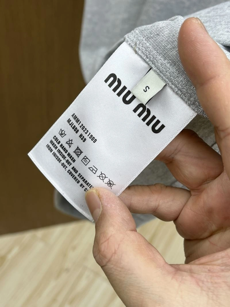 Miu Miu T-Shirts Snug 159069
