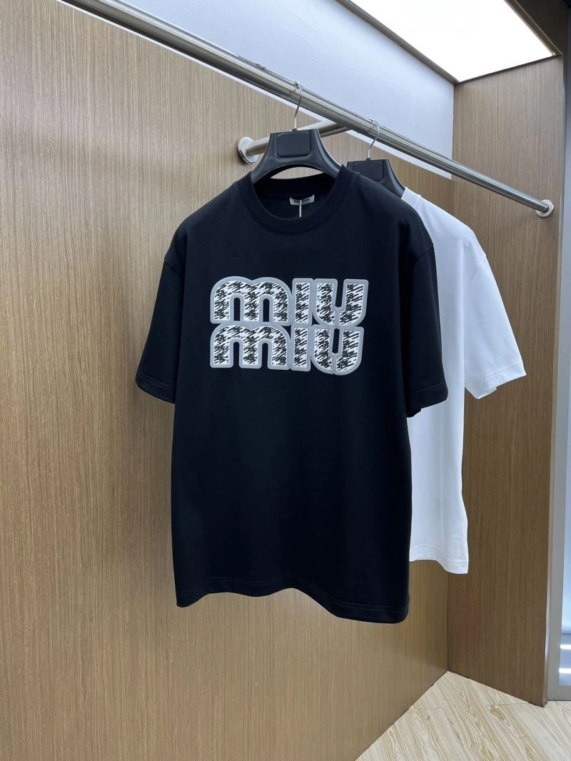 Miu Miu T-Shirts Breathable 159070