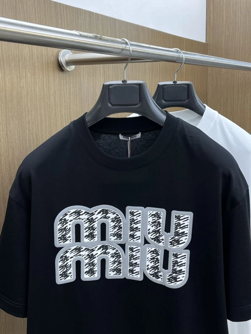 Miu Miu T-Shirts Breathable 159070